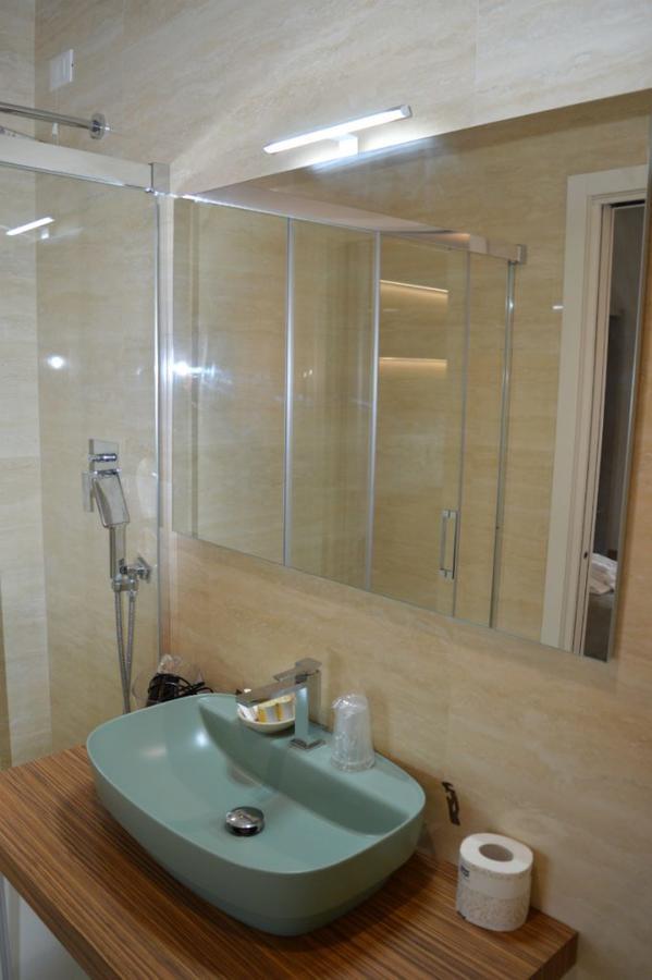 B&B Jolie Center Пескара Екстериор снимка